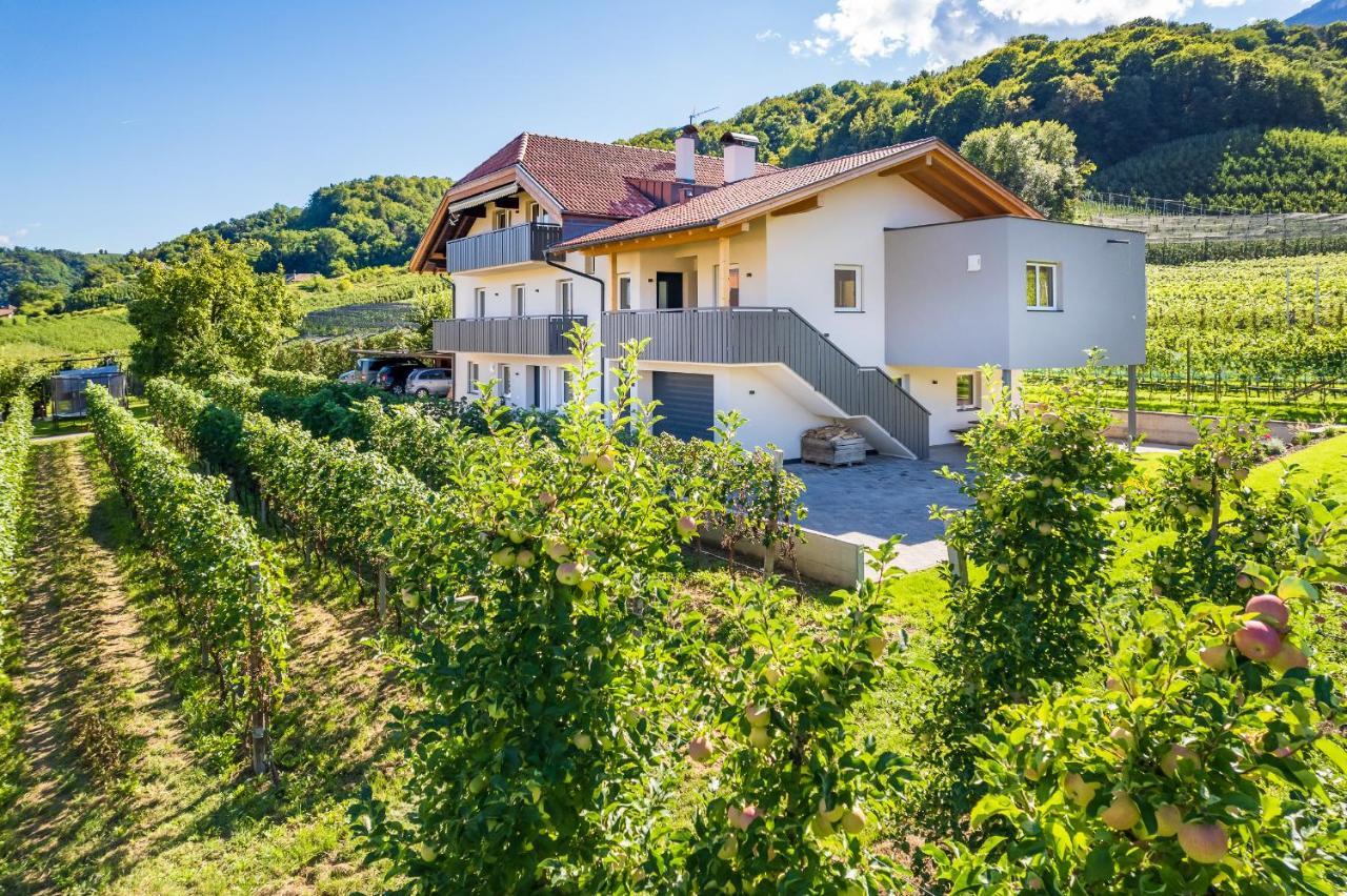 Haus Stolz Bed and Breakfast Appiano Sulla Strada Del Vino Εξωτερικό φωτογραφία