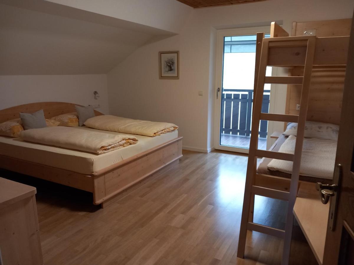Haus Stolz Bed and Breakfast Appiano Sulla Strada Del Vino Εξωτερικό φωτογραφία
