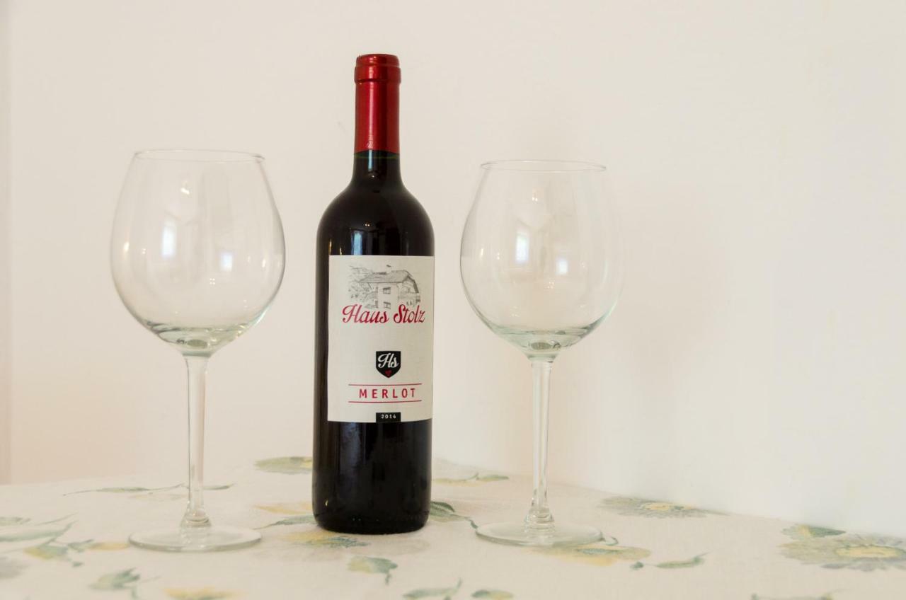Haus Stolz Bed and Breakfast Appiano Sulla Strada Del Vino Εξωτερικό φωτογραφία